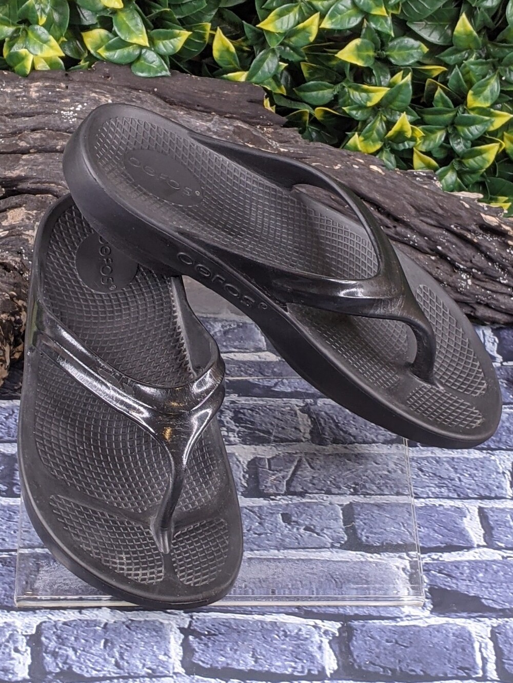 OOFOS OOlala Recovery Sandals